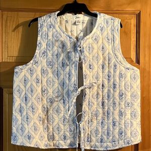 Quilted Blue and White Vest